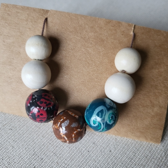 New handmade Necklace and earrings set - Picture 7 of 8